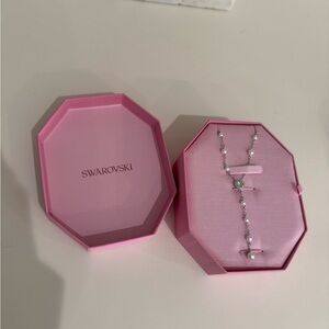 Ariana Grande x Swarovski Y Necklace